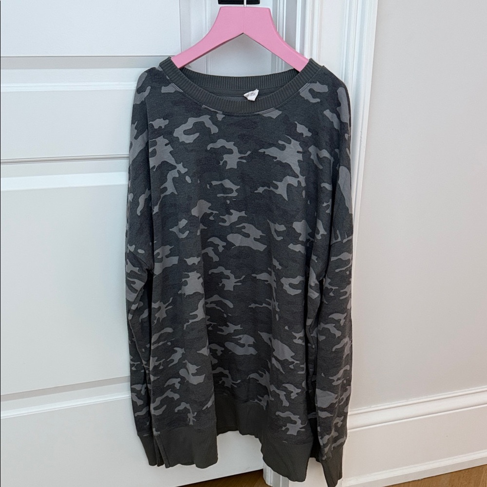 Camouflage Gray Sweater (used)